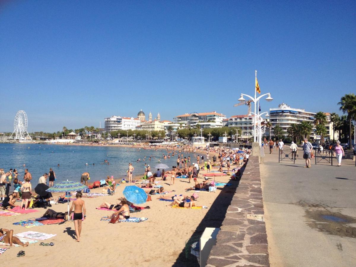 Studio 127, vue mer et piscine, port Santa Lucia Saint-Raphaël Esterno foto