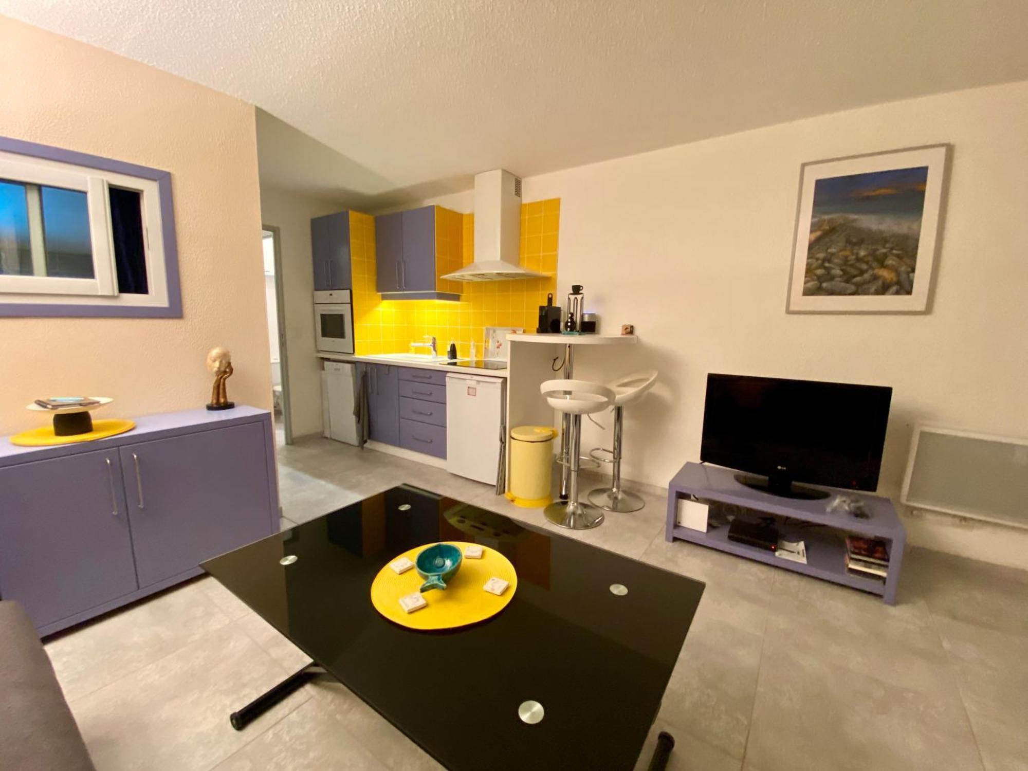 Studio 127, vue mer et piscine, port Santa Lucia Saint-Raphaël Esterno foto
